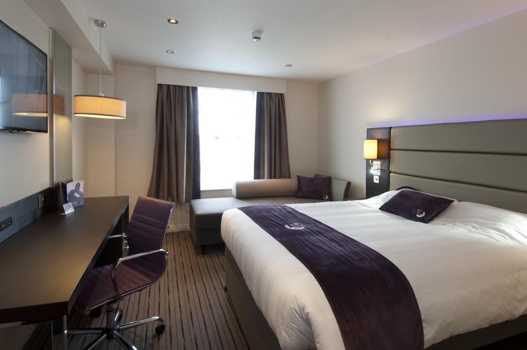 Premier Inn Данфермлин Номер фото