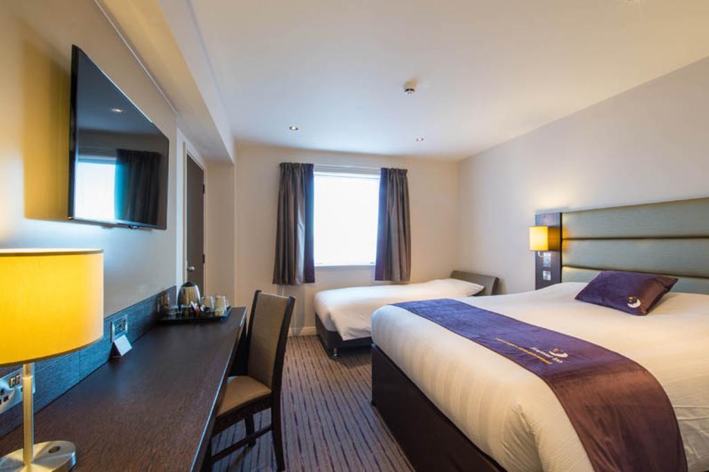 Premier Inn Данфермлин Номер фото